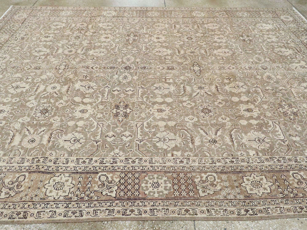 Antique Persian Tabriz Carpet, No.23268 - Gss