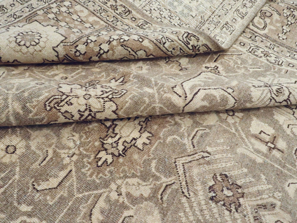 Antique Persian Tabriz Carpet, No.23268 - Gss