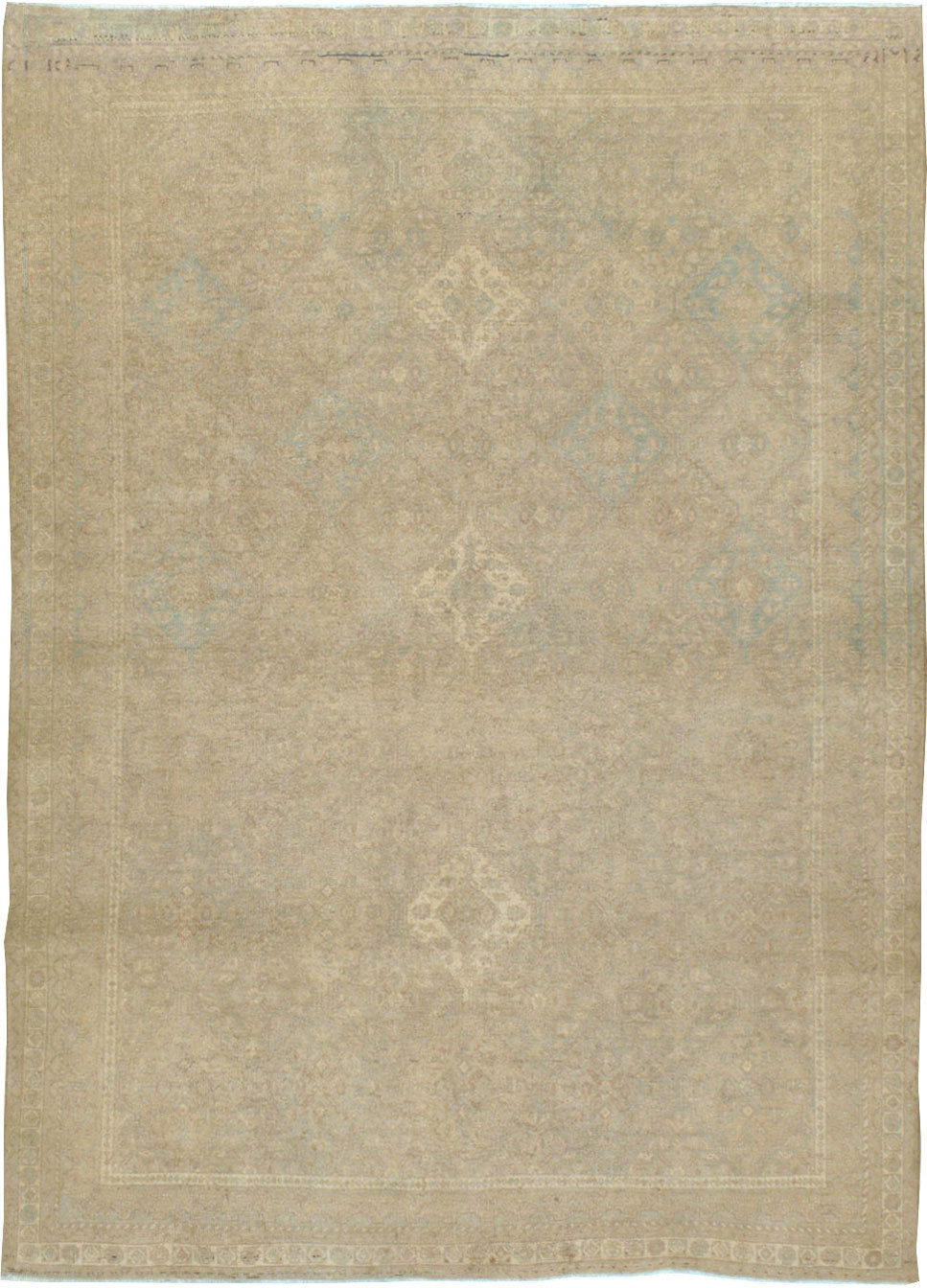 Vintage Persian Shiraz Rug, No.23272 - Gss