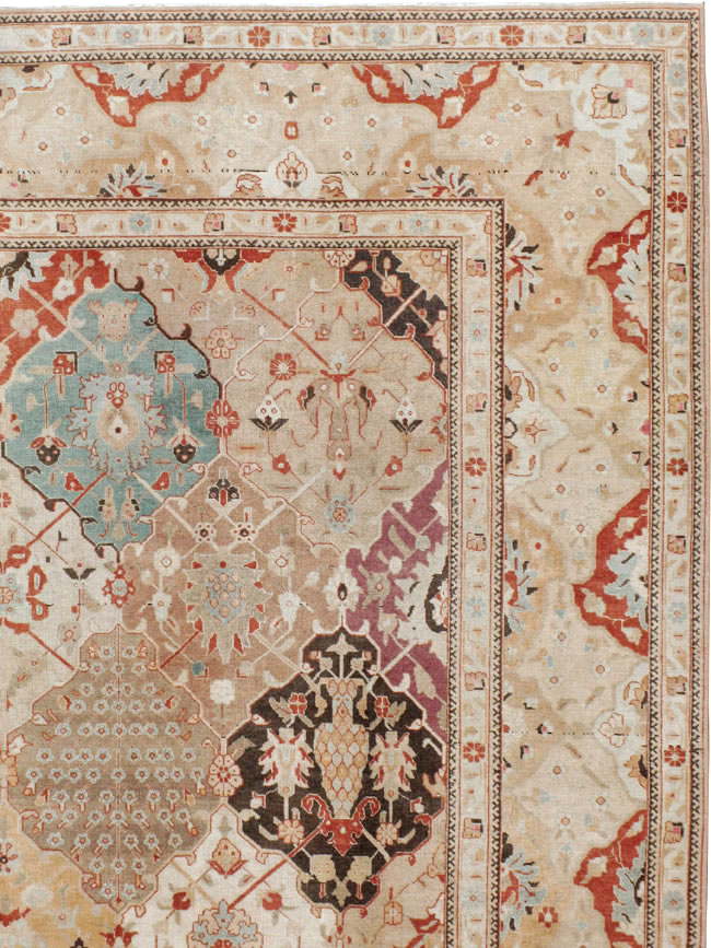 Antique Persian Tabriz Carpet, No.23284 - Gss