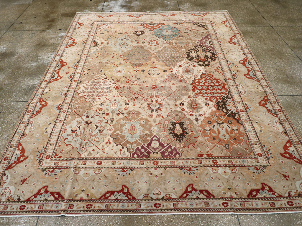 Antique Persian Tabriz Carpet, No.23284 - Gss