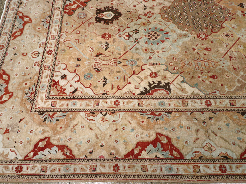 Antique Persian Tabriz Carpet, No.23284 - Gss