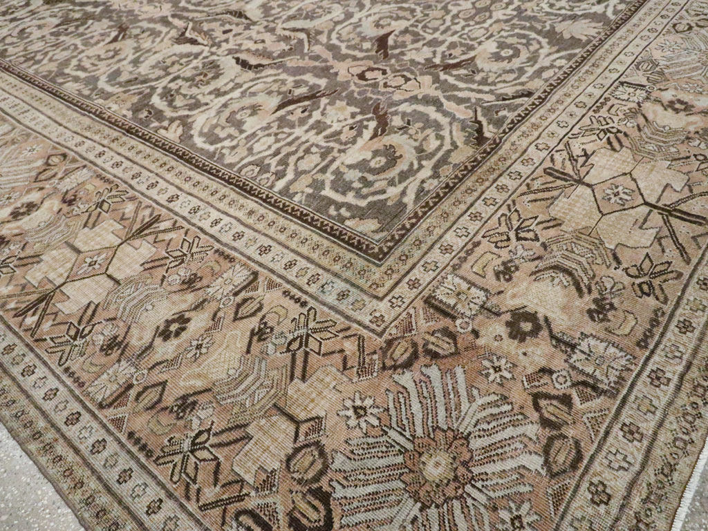 Antique Persian Sultanabad Carpet, No.23293 - Gss