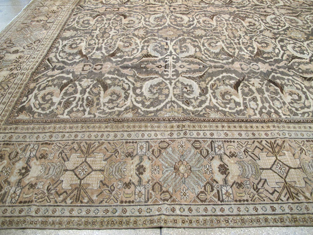 Antique Persian Sultanabad Carpet, No.23293 - Gss
