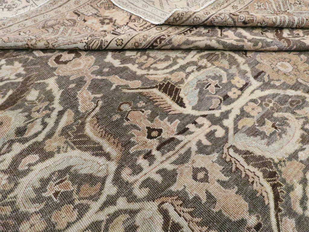 Antique Persian Sultanabad Carpet, No.23293 - Gss