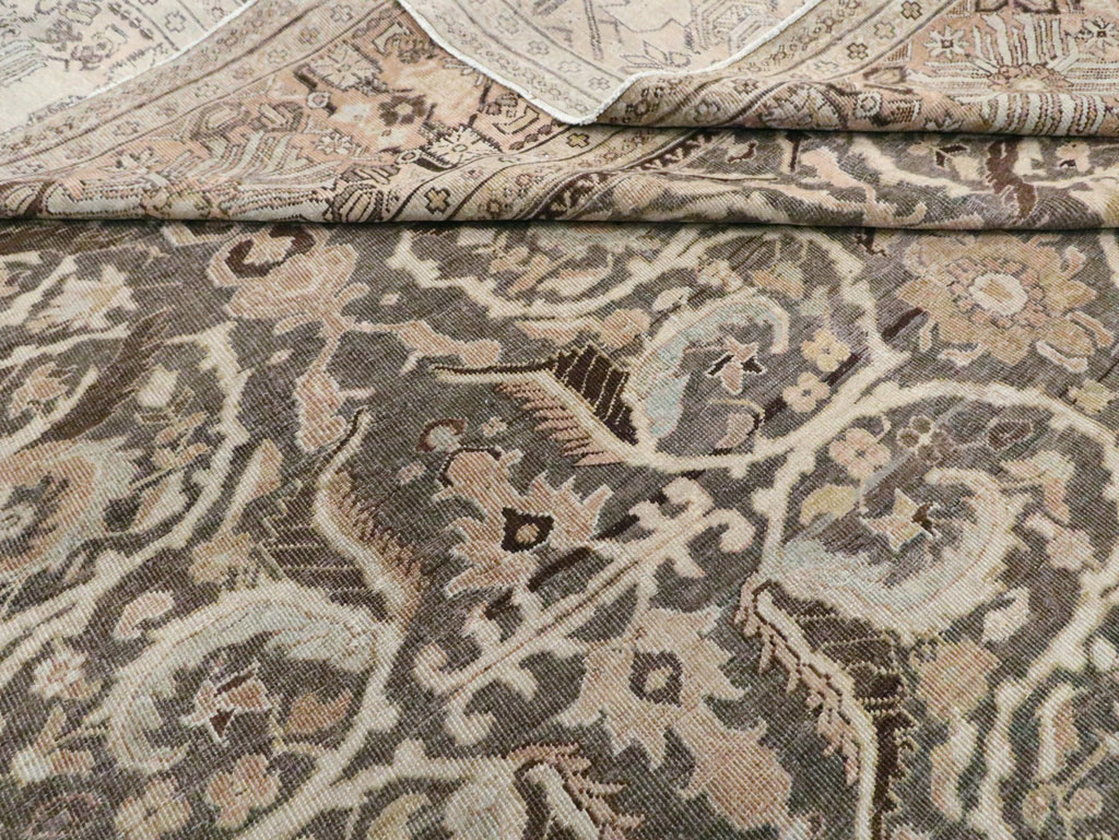 Antique Persian Sultanabad Carpet, No.23293 - Gss