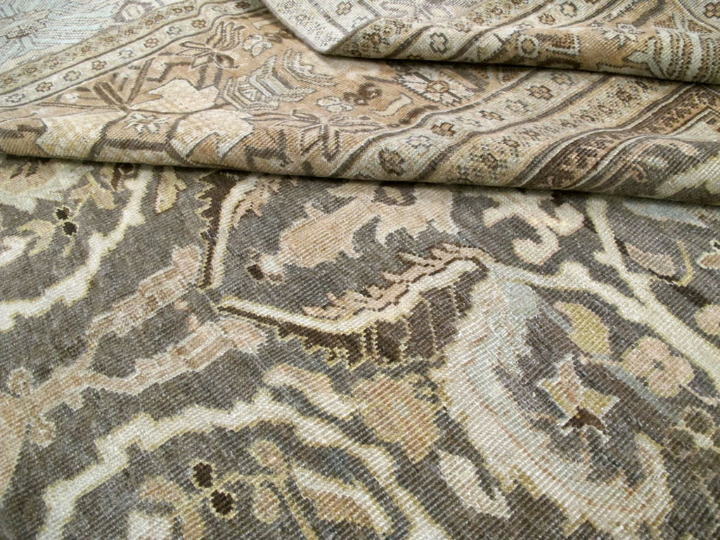 Antique Persian Sultanabad Carpet, No.23293 - Gss