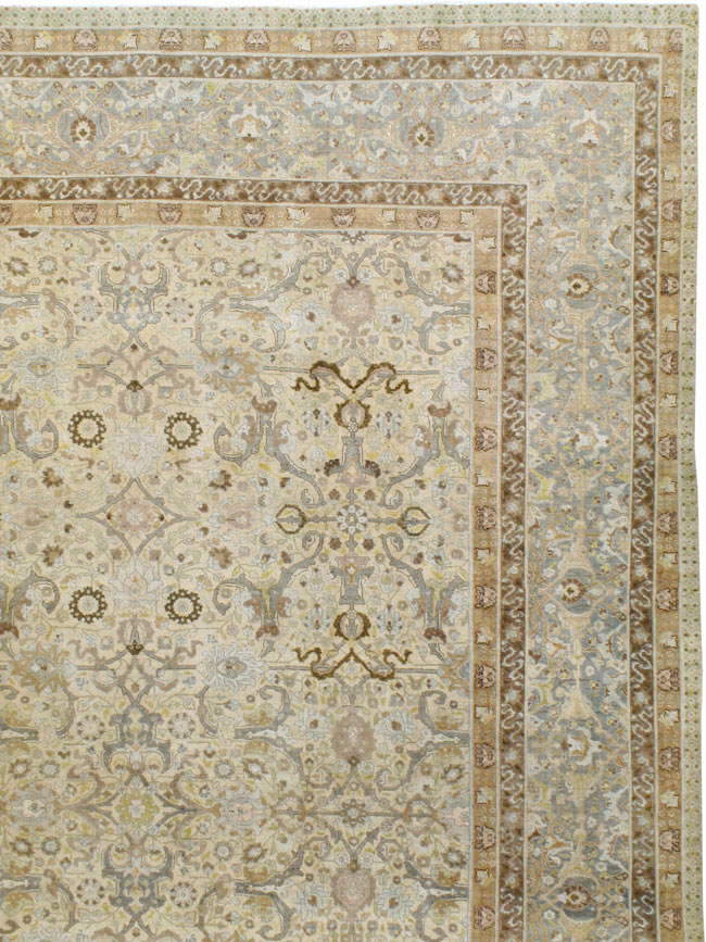 Antique Persian Tabriz Carpet, No.23353 - Gss