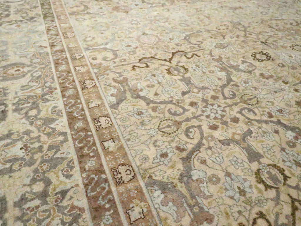 Antique Persian Tabriz Carpet, No.23353 - Gss