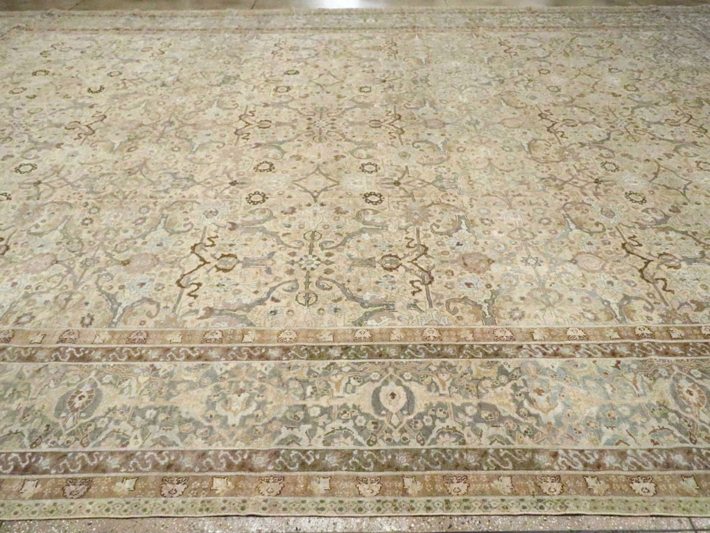 Antique Persian Tabriz Carpet, No.23353 - Gss