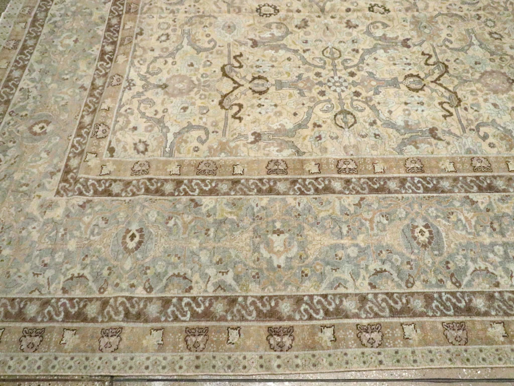 Antique Persian Tabriz Carpet, No.23353 - Gss