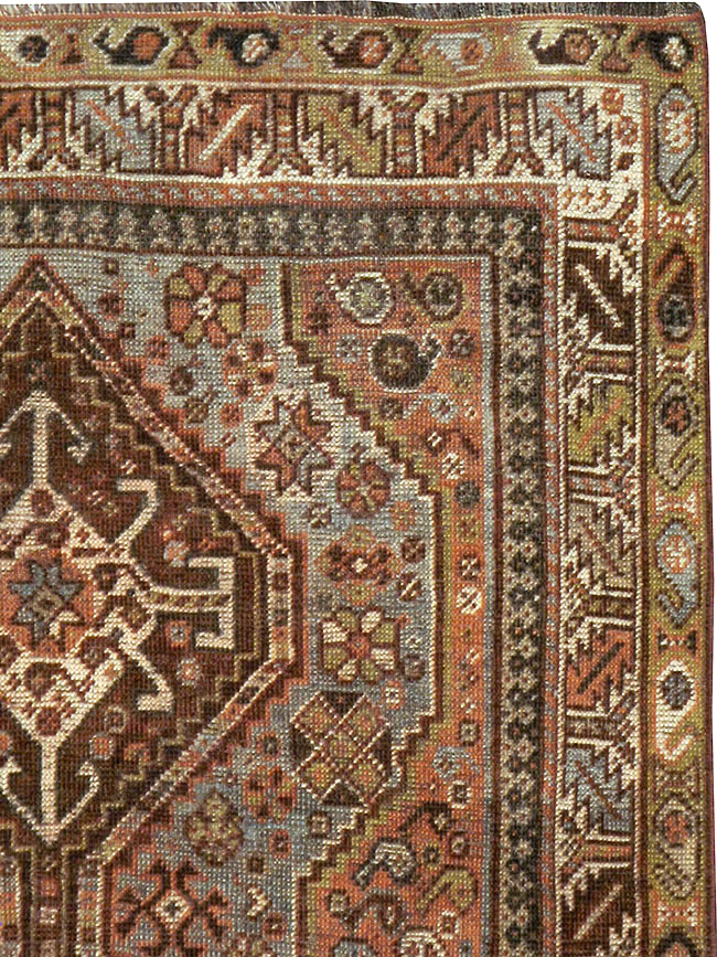 vintage Persian Shiraz Rug, No.23356 - Gss