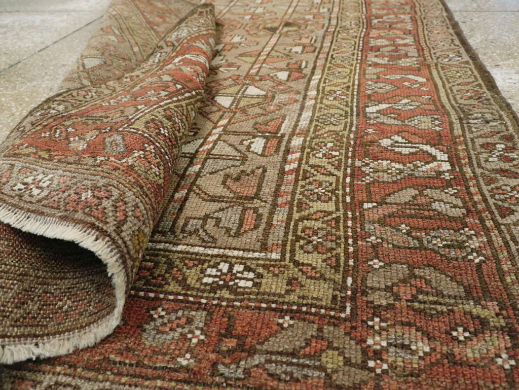 Vintage Persian Serab Gallery Carpet, No.23392 - Gss