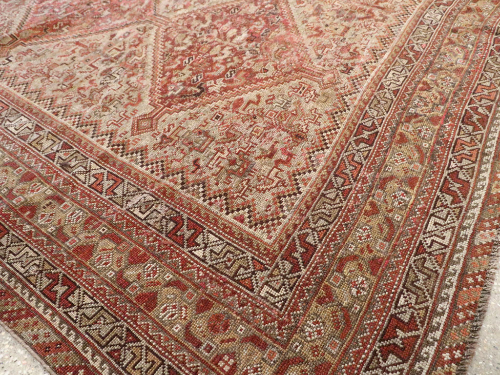 Antique Persian Shiraz Accent Carpet, No.23393 - Gss