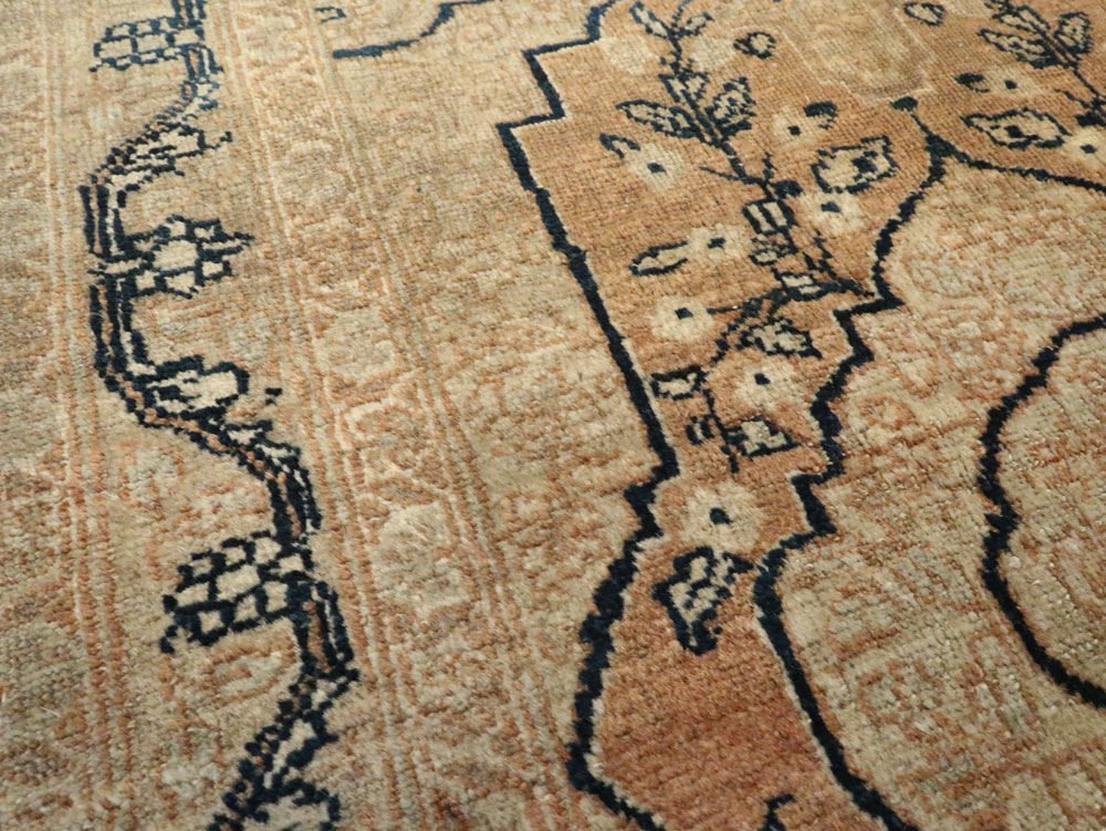 Antique Persian Tabriz Hagi Jalili Rug, No.23416 - Gss