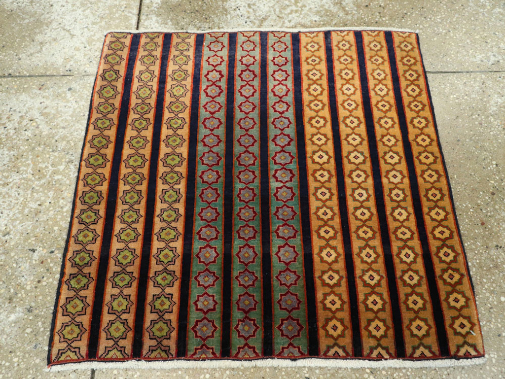 Vintage Persian Kashan Modernist Rug, No.23420 - Gss