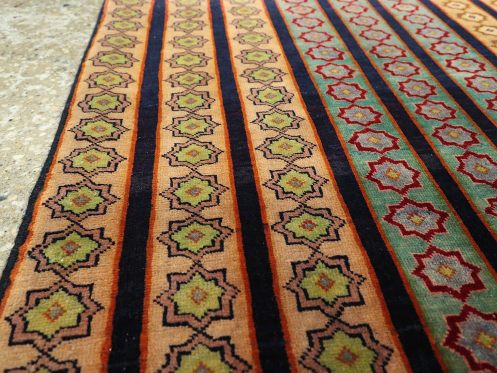 Vintage Persian Kashan Modernist Rug, No.23420 - Gss