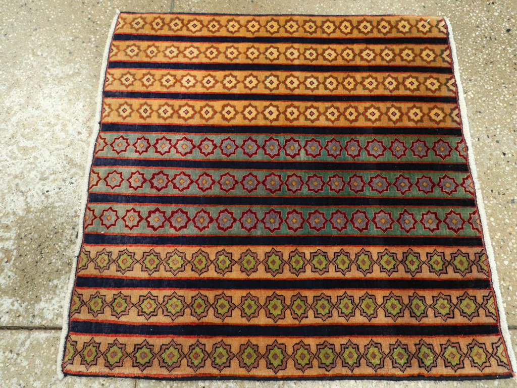 Vintage Persian Kashan Modernist Rug, No.23420 - Gss