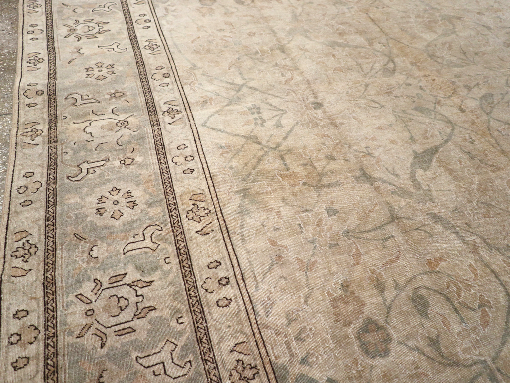 Antique Persian Tabriz Carpet, No.23422 - Gss