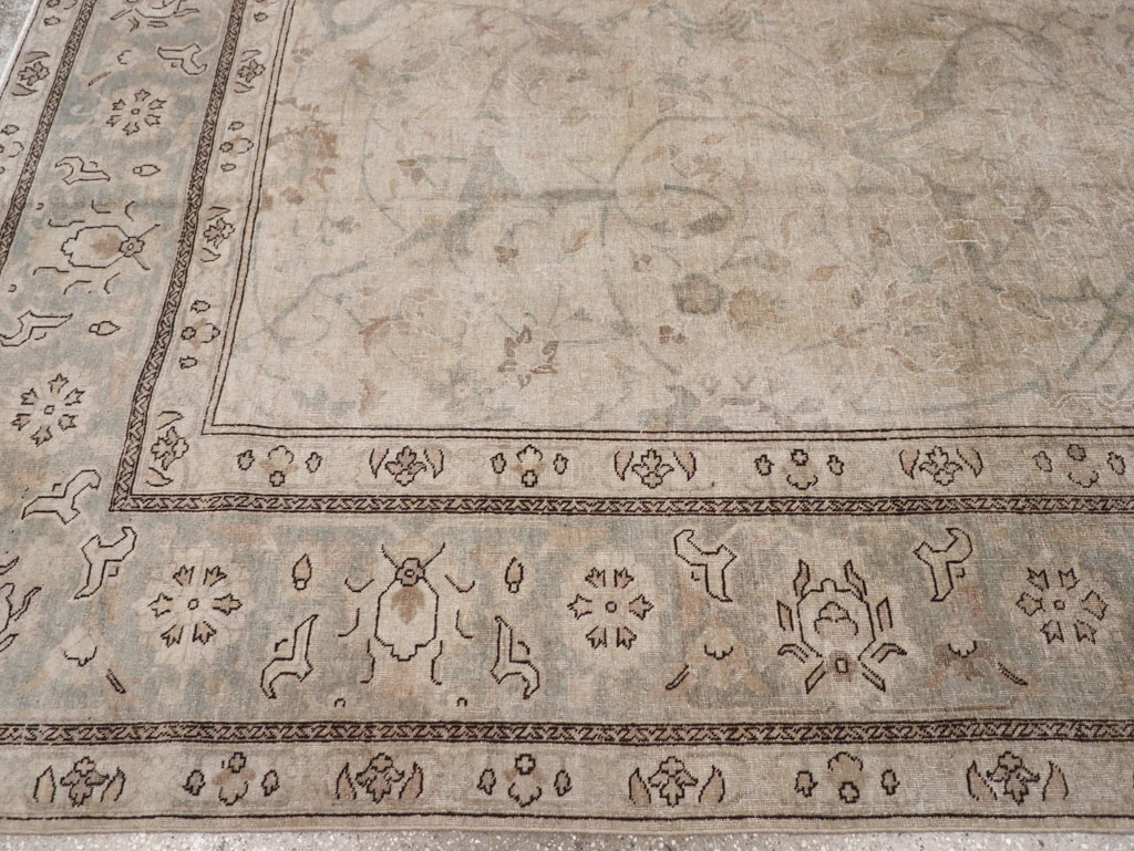 Antique Persian Tabriz Carpet, No.23422 - Gss
