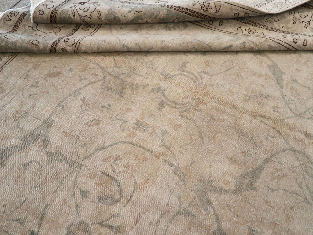 Antique Persian Tabriz Carpet, No.23422 - Gss