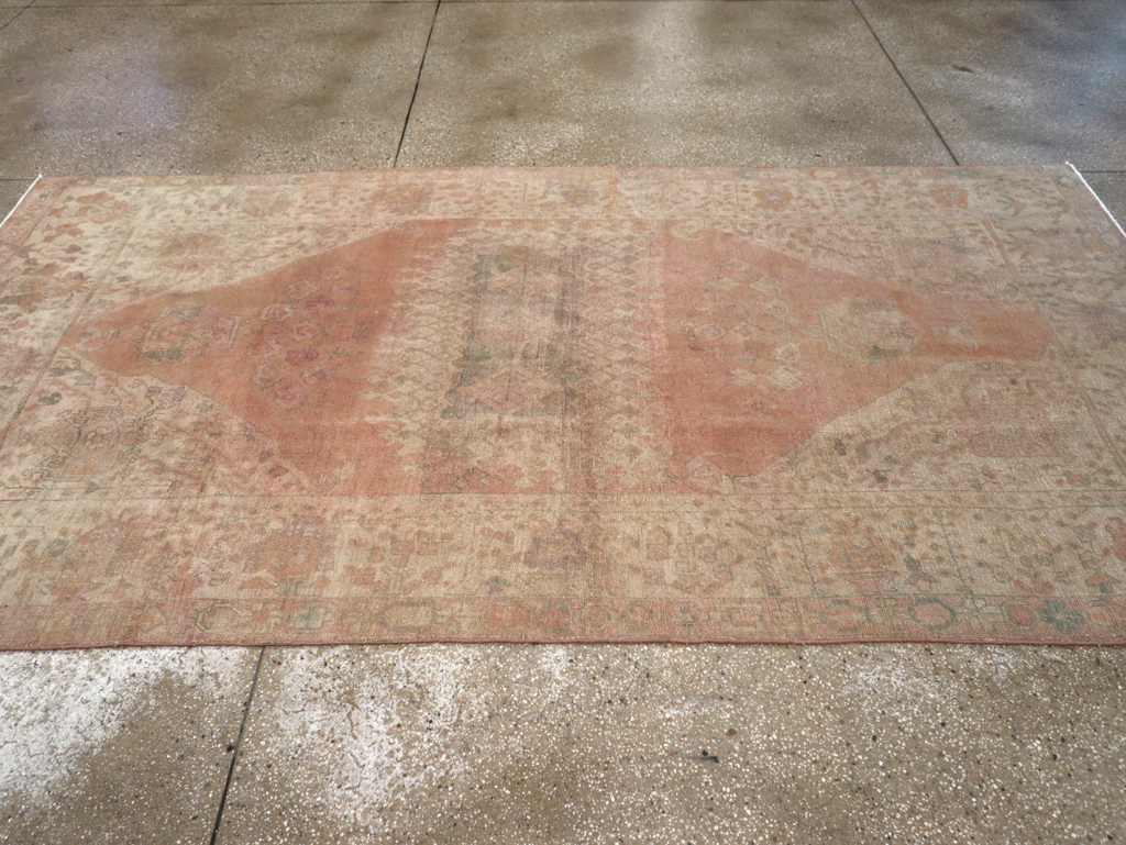 Vintage Persian Shiraz Gallery Rug, No.23450 - Gss