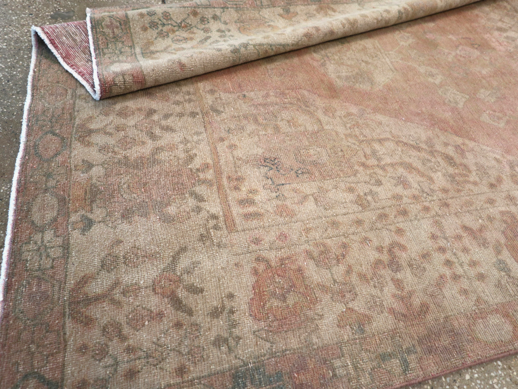 Vintage Persian Shiraz Gallery Rug, No.23450 - Gss