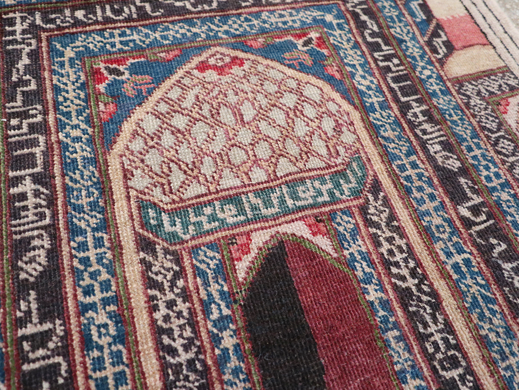 Vintage Persian Tabriz Pictorial Throw Rug, No.23455 - Gss