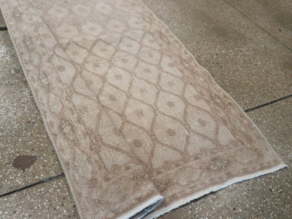 Vintage Persian Mashad Gallery Runner, No.23457 - Gss