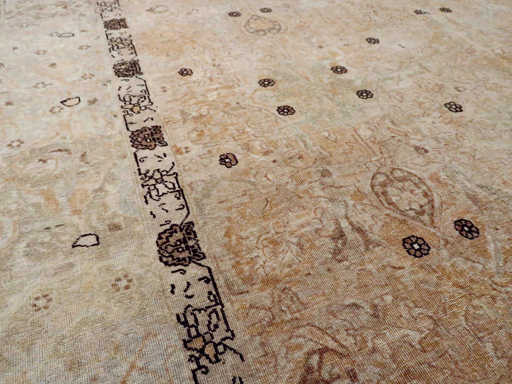 Antique Persian Tabriz Carpet, No.23467 - Gss