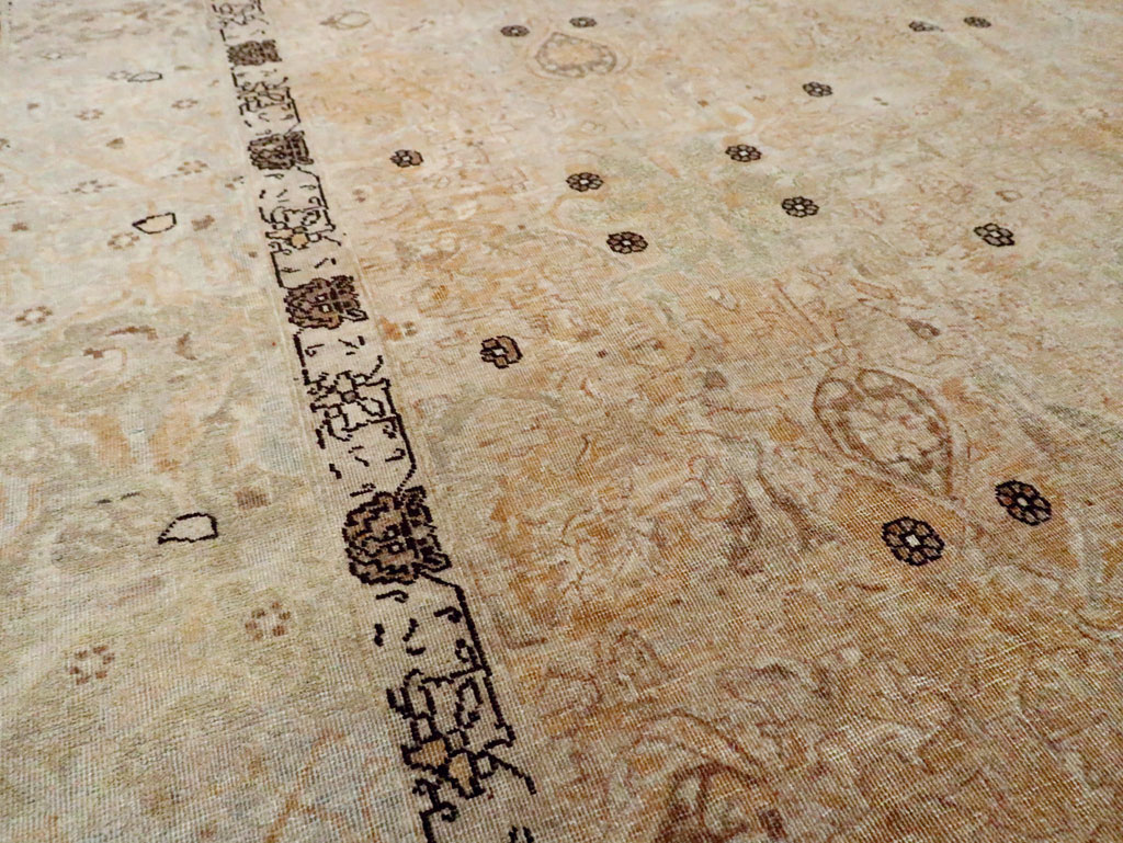 Antique Persian Tabriz Carpet, No.23467 - Gss
