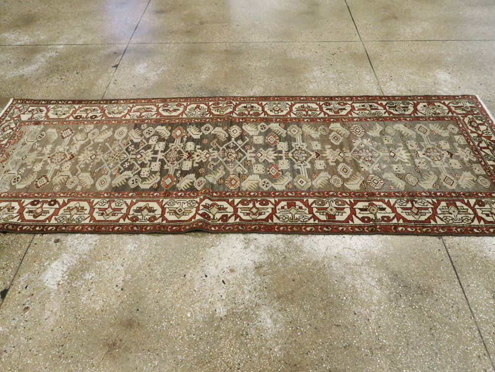 Vintage Persian Bakhtiari Rug, No.23488 - Gss