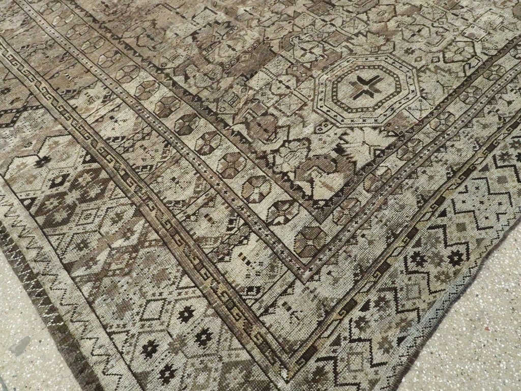 Antique Central Asian Beshir Carpet, No.23502 - Gss