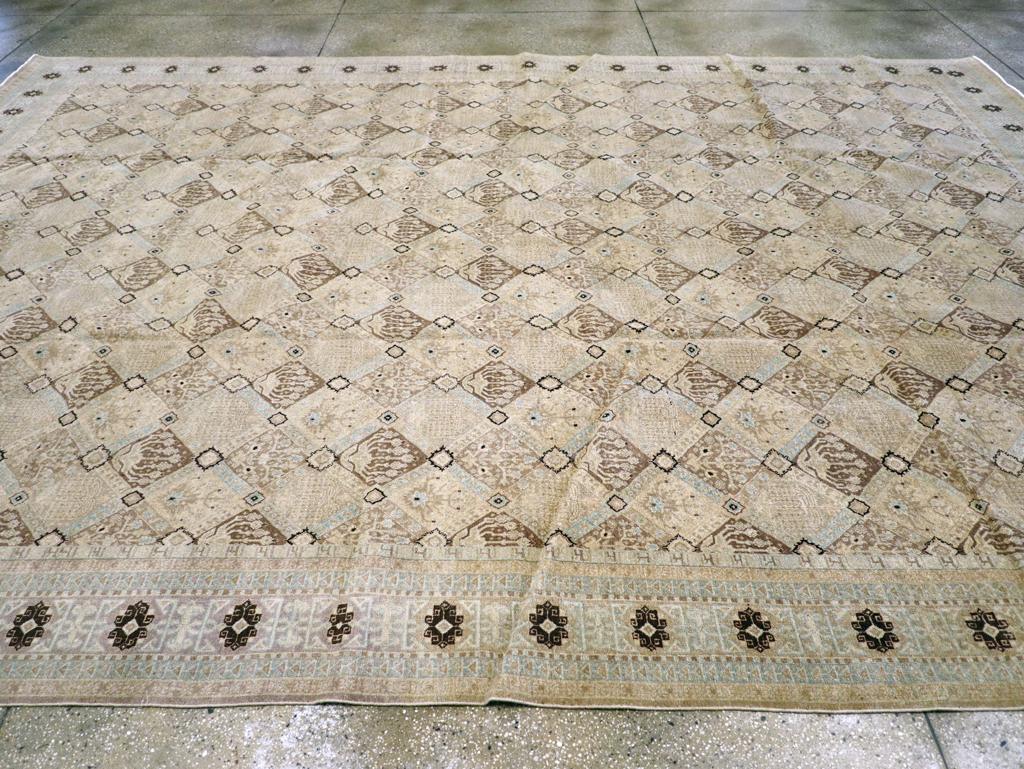 Vintage Persian Kashan Carpet, No.23545 - Gss