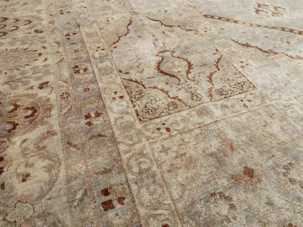 Antique Persian Tabriz Carpet, No.23550 - Gss