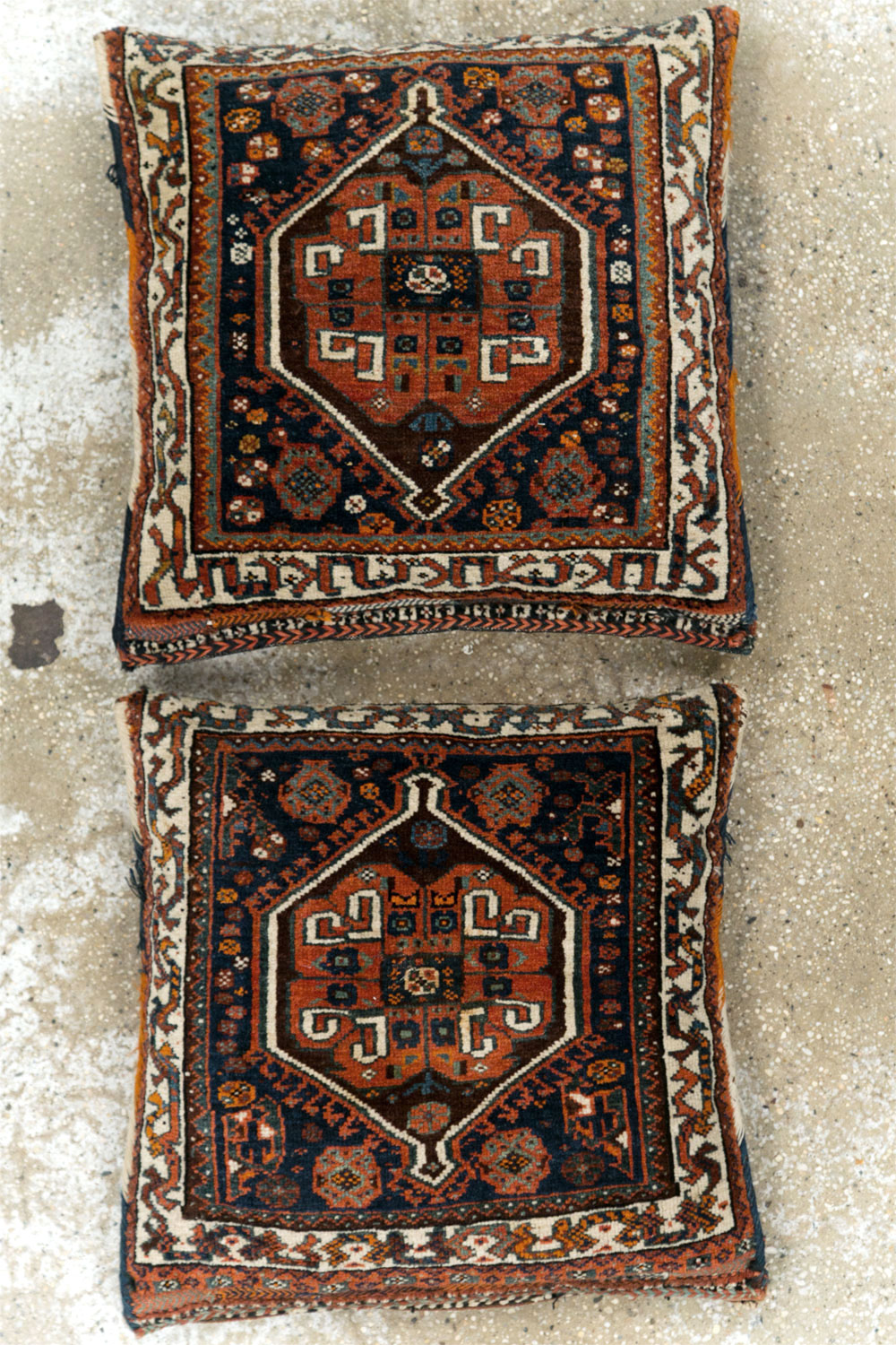 Antique Persian Northwest Bag Face Pillow, No.23640 - Gss