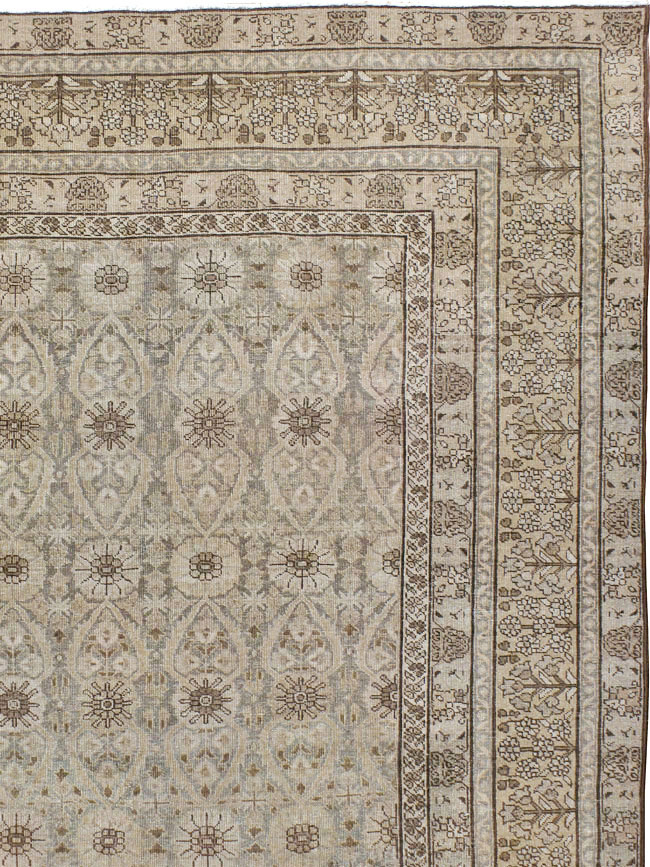 Antique Persian Tabriz Carpet, No.23647 - Gss