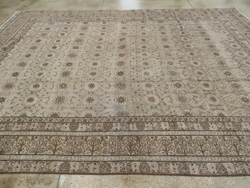 Antique Persian Tabriz Carpet, No.23647 - Gss