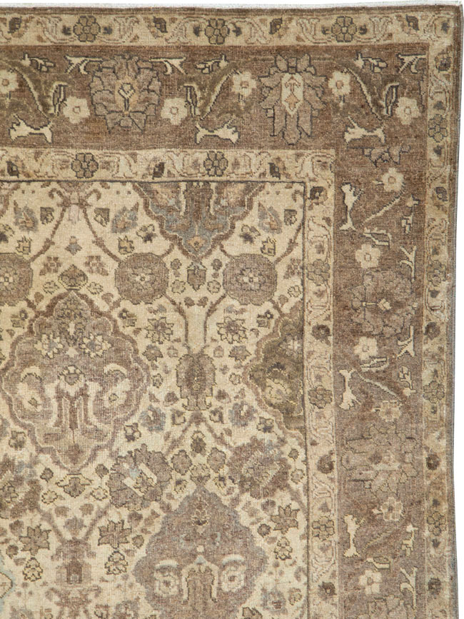 Antique Persian Tabriz Rug, No.23654 - Gss