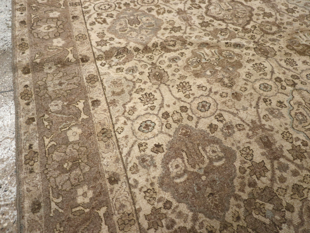 Antique Persian Tabriz Rug, No.23654 - Gss