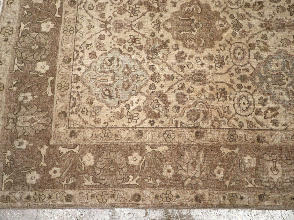 Antique Persian Tabriz Rug, No.23654 - Gss