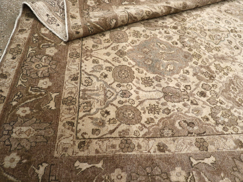 Antique Persian Tabriz Rug, No.23654 - Gss