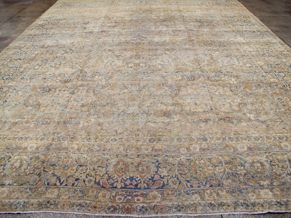 Antique Persian Lavar Kerman Carpet, No.23704 - Gss