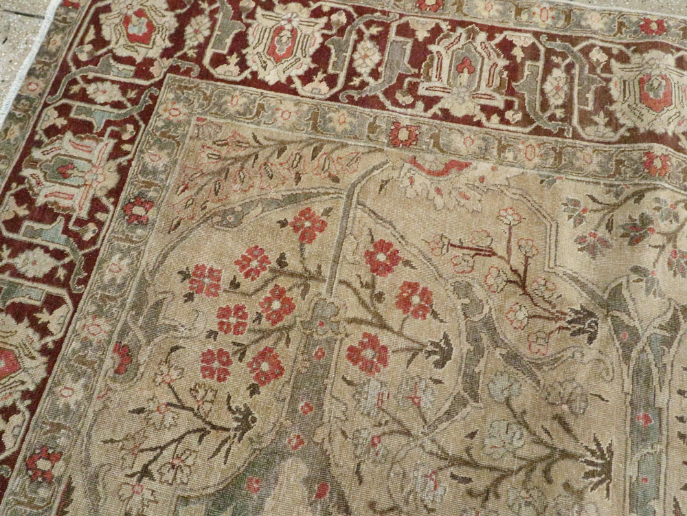 Antique Persian Tabriz Carpet, No.23715 - Gss