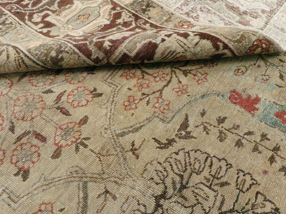 Antique Persian Tabriz Carpet, No.23715 - Gss