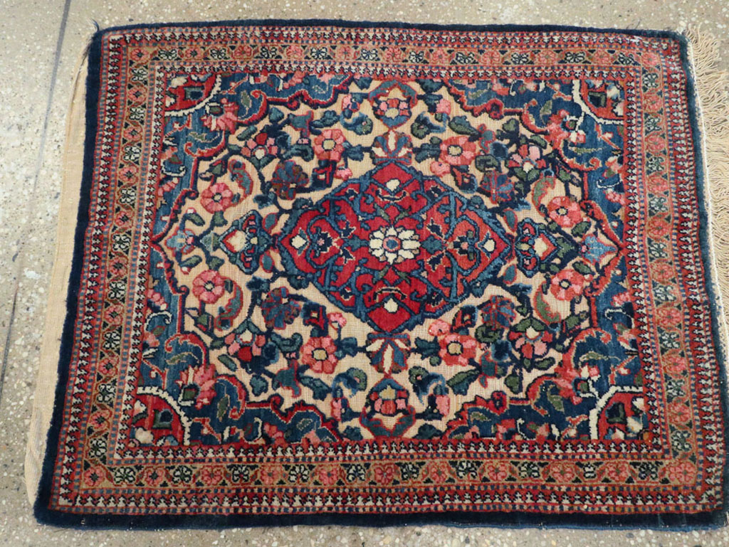 Antique Persian Souf Kashan Rug (Pair: 1 of 2), No.23718 - Gss