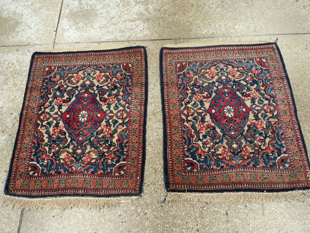 Antique Persian Souf Kashan Rug (Pair: 1 of 2), No.23718 - Gss
