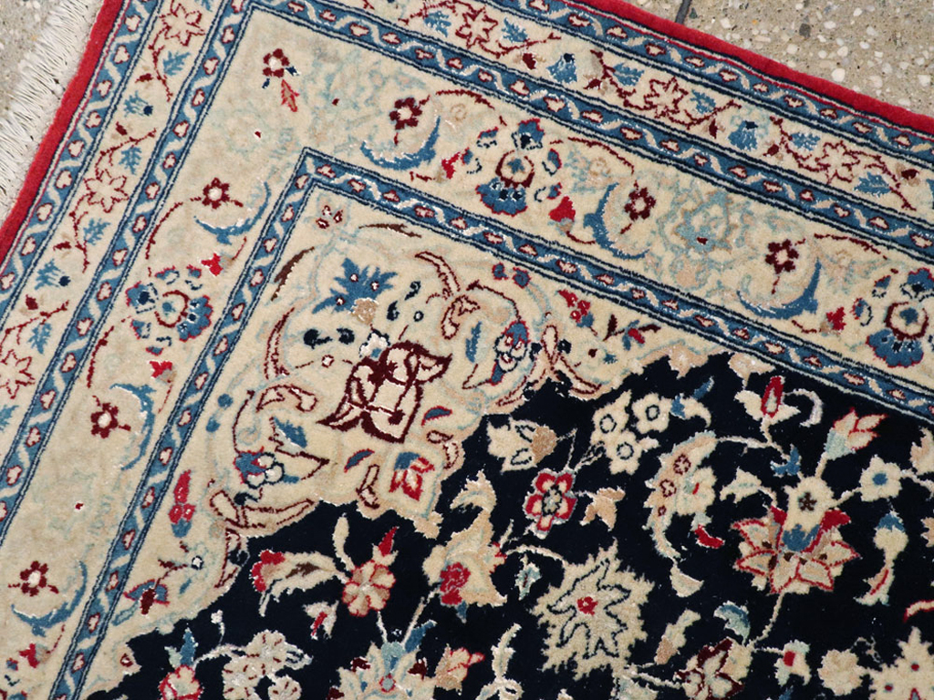 Vintage Persian Nain Rug, No.23799 - Gss
