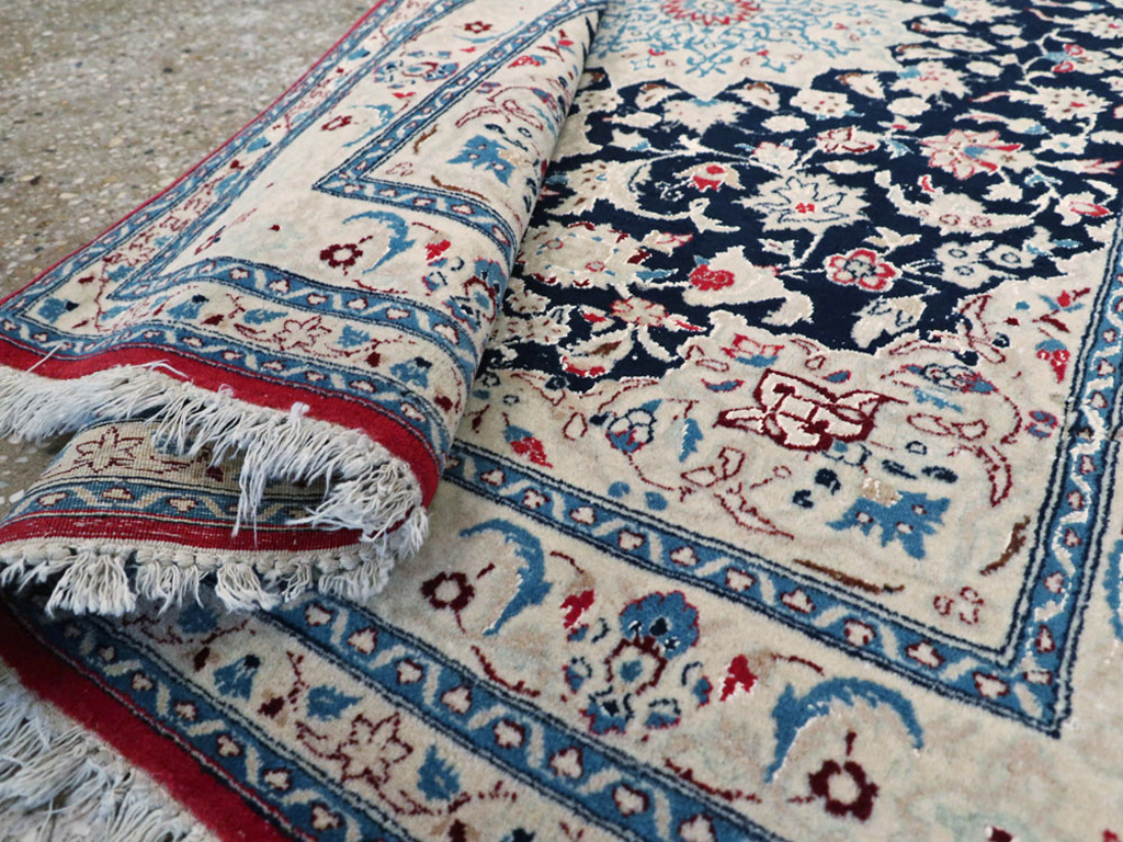 Vintage Persian Nain Rug, No.23799 - Gss