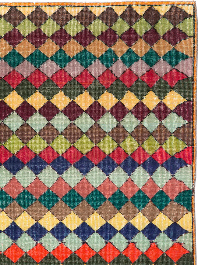 Vintage Turkish Anatolian Accent Rug, No.23825 - Gss